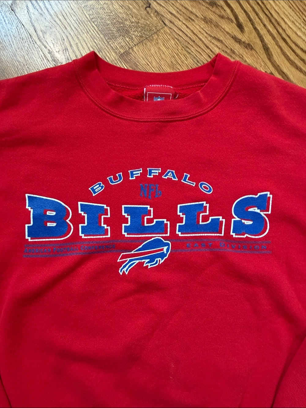 Vintage 90s Buffalo Bills Crewneck Sweatshirt. Size XL. Good Used Condition. - Picture 4 of 15